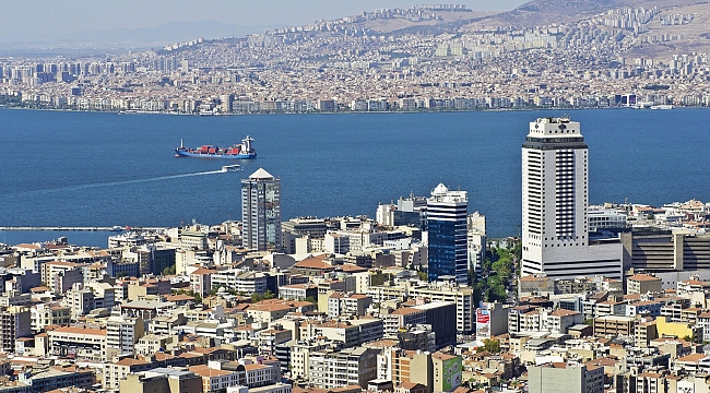 İzmir'de Konut Satışları Yüzde 51,6 Azaldı