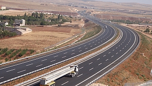 İzmir Otoyolu Günlük Geçiş Garantisini Yüzde 50 Aştı