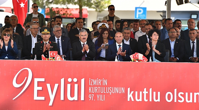 Kurtuluş ve Kuruluş Seferberliğini Başlatan Şehrin adı İzmir'dir