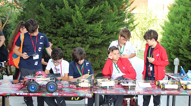 İZKA'dan Nefes Kesen Maraton; Robothon