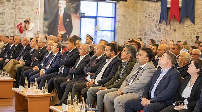 İzmir'in Deniz Başkenti Olması İçin Projeler Üretilecek