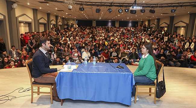 İzmir'de Kişisel Gelişim ve İş'te Yol Haritam' Semineri