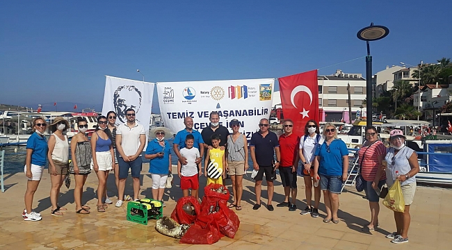 İzmir'in Dip ve Kıyı Temizliğine Gönüllü Destek