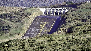 Güzelhisar Barajı'nda Su Seviyesi Yarıya İndi