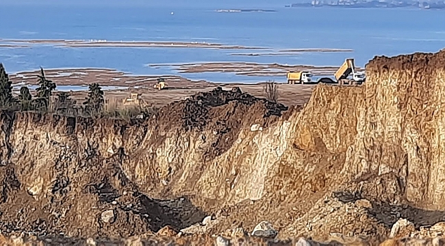 Kuşlar Çaltılıdere'den Zorunlu Göç Ettiriliyor