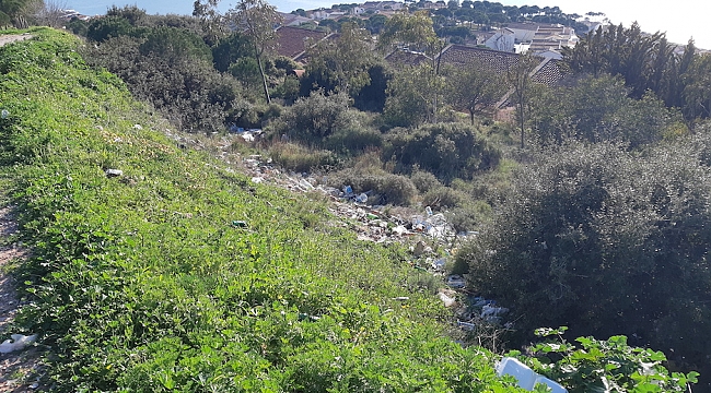 Çeşme'de Çevre Kirliliği Artıyor